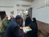 دیدار مسئولان فیروزکوه با خانواده شهدا در هفته بسیج