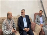 چهارمین سفر شهرستانی استاندار تهران و دیدار با خانواده شهیدان «سراج» در فیروزکوه