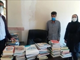   اهداء کتاب به مناسبت  هفته دولت در شهرستان فیروزکوه