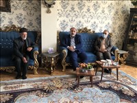 دیدار با خانواده شهدا  برای مسئولان